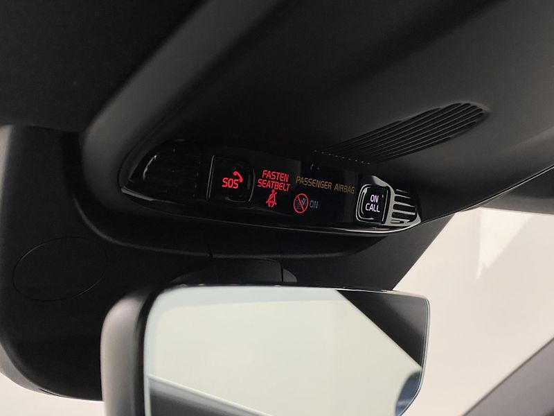 Volvo XC90 B5 AWD INSCRIPTION 7Míst - fotka 48 z 55