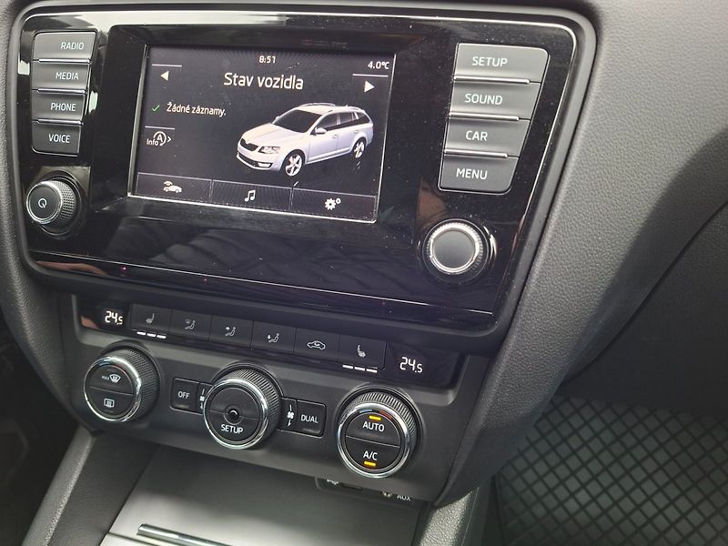 Škoda Octavia (2013) 1.4TSI 103kW 6MAN -S.KNIHA - fotka 15 z 48