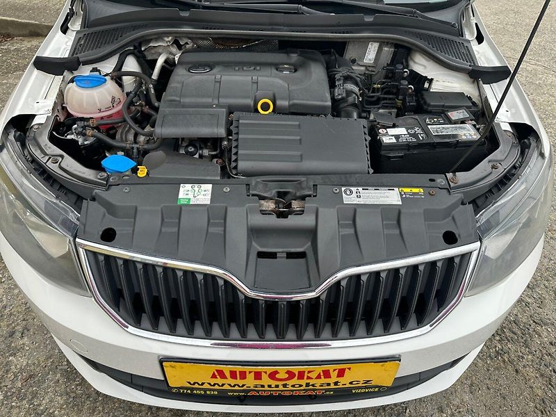 Škoda Fabia 1.4 TDi 1MAJ/ČR/DPH/Tempomat - fotka 22 z 36