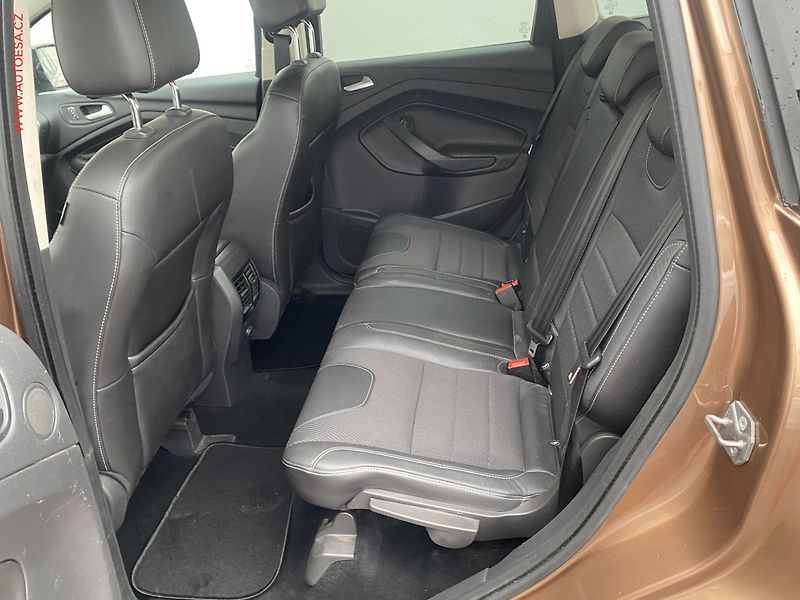 Ford Kuga (2013) 2.0 TDCi 4x4, Titanium, AT - fotka 10 z 19