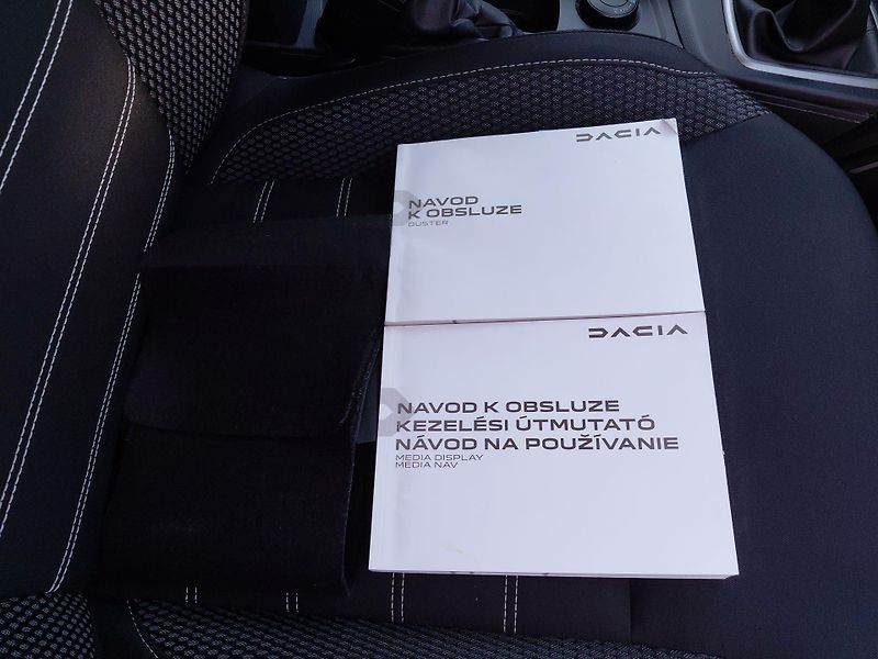 Dacia Duster (2023) 1,5 dCi 84 kW Journey - fotka 25 z 25