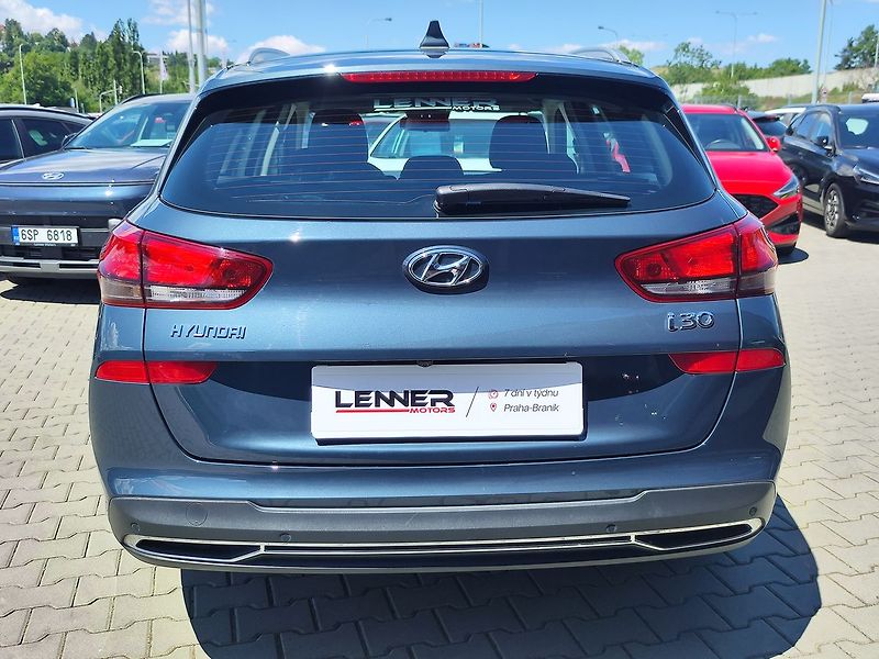 Hyundai i30 1.0 T-GDi/88kW Comfort DCT - fotka 6 z 27