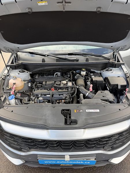 Kia Sportage 1,6 GDi 132kw 4x4 automat  - fotka 7 z 16
