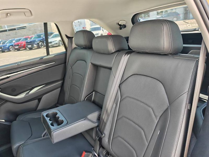 Škoda Kodiaq Exclusive Selection 7DSG 4x4 2 - fotka 8 z 26