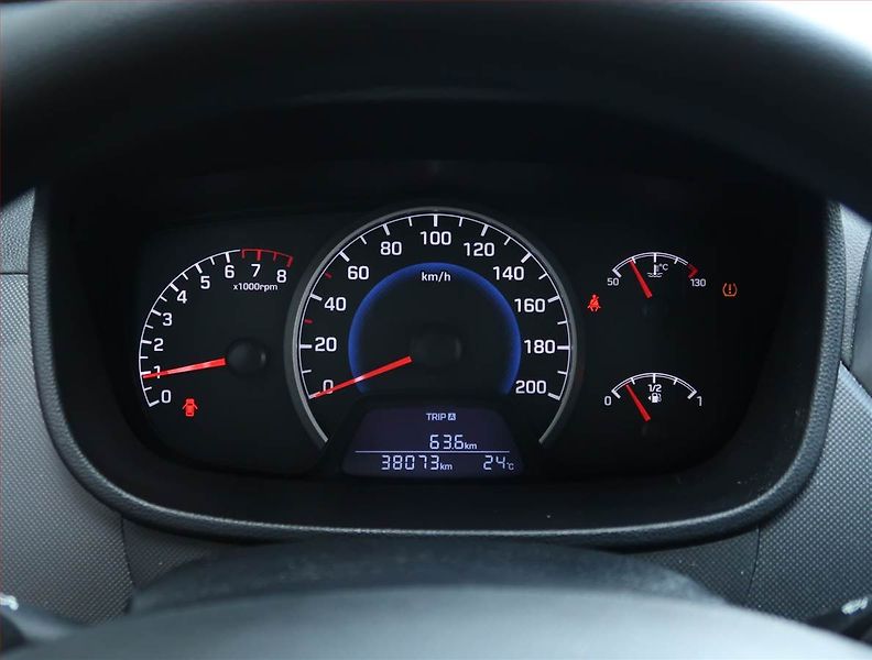 Hyundai i10 (2018) 1.0, ČR,1.maj, Serv.kniha - fotka 11 z 15
