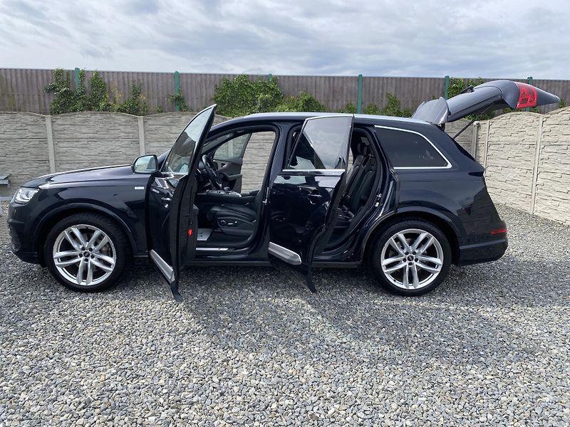 Audi Q7 3.0TDi 4x4 270PS S-LINE 7MÍST! - fotka 148 z 173