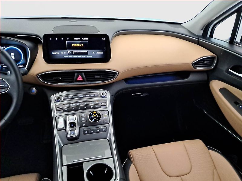 Hyundai Santa Fe (2022) Premium 2.2 CRDi - fotka 8 z 23