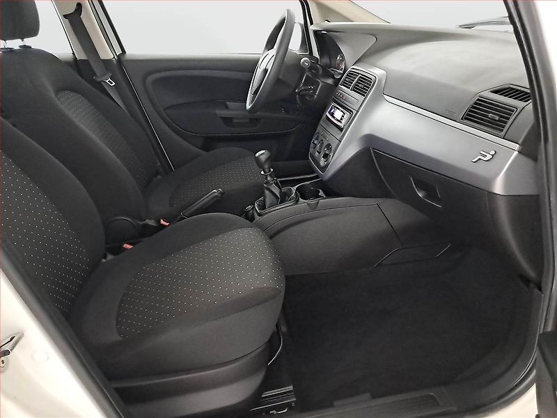 Fiat Punto (2010) 1.2, ČR,1.maj, nová STK - fotka 9 z 14
