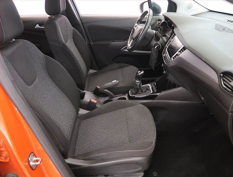 Opel Crossland X (2021) 1.2, ČR,1.maj, Serv.kniha - fotka 9 z 19