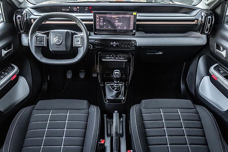 Citroën C3 Aircross (2026) 1,2 PLUS Turbo 100k Manual - fotka 19 z 21