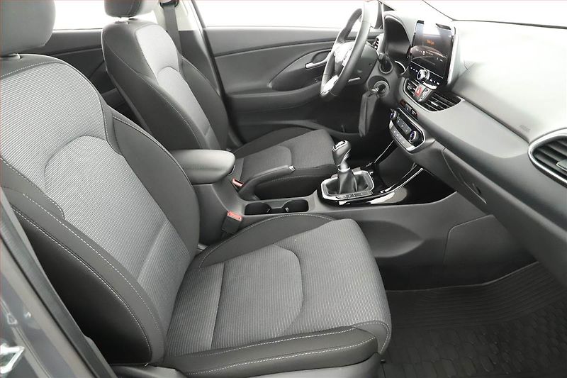 Hyundai i30 (2025) Family 1.0 T-GDI, ČR,1.maj - fotka 7 z 20