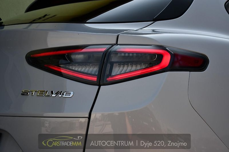 Alfa Romeo Stelvio 2,2 JTDm Q4 154kW TAŽNÉ - fotka 53 z 53