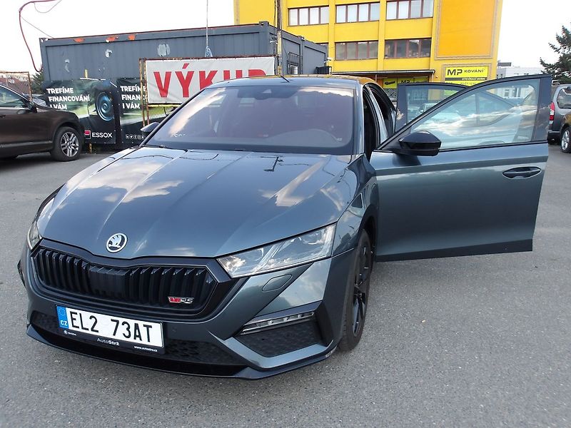 Škoda Octavia 1,4TSi PLUGINHYBRID 1.MAJ. - fotka 14 z 34