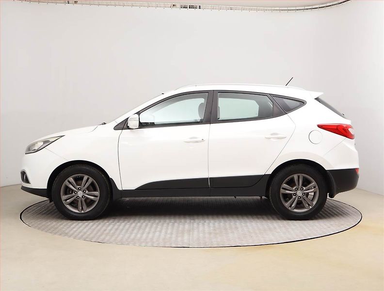 Hyundai ix35 (2015) 1.7 CRDi, Serv.kniha, Tempomat - fotka 3 z 17