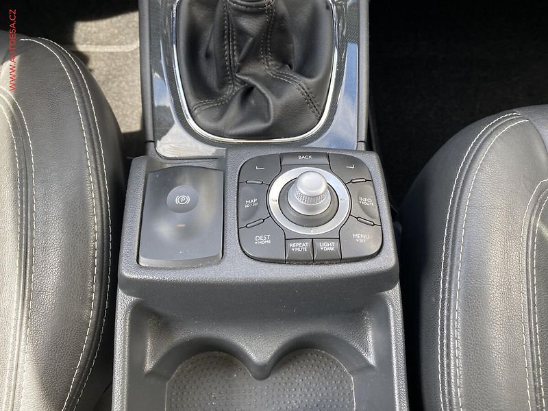 Renault Koleos (2011) 2.0 dCi 4x4, Kůže, navi - fotka 13 z 19