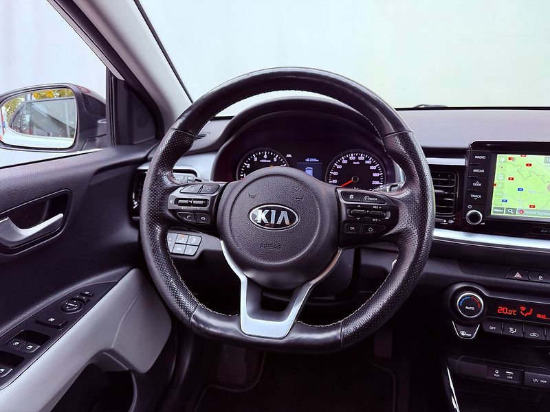 Kia Stonic 1.4 Exclusive, Serviska, TOP - fotka 17 z 29