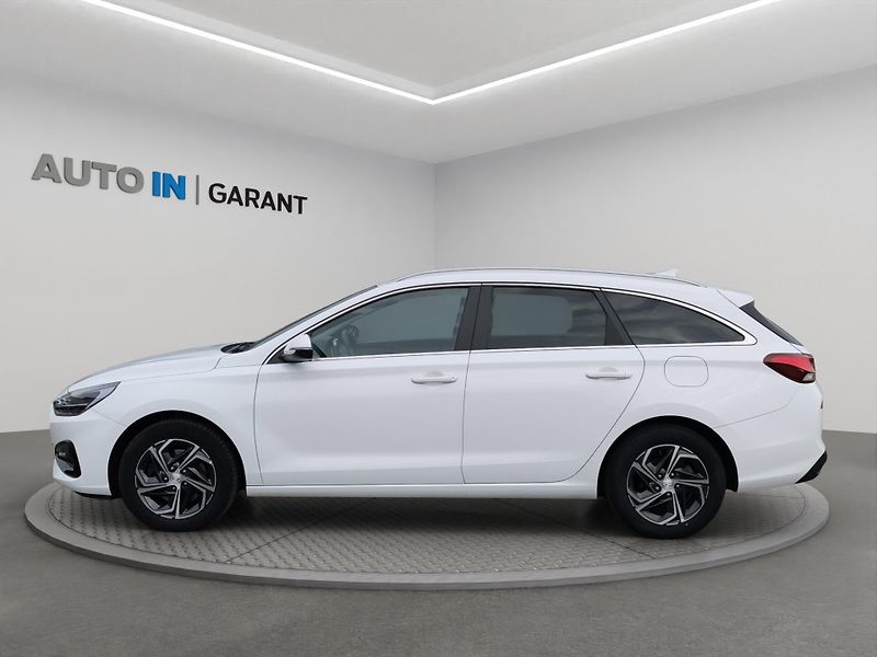 Hyundai i30 (2020) SMART 1.5 DPi 81kW, ČR, 1. Maj - fotka 8 z 25
