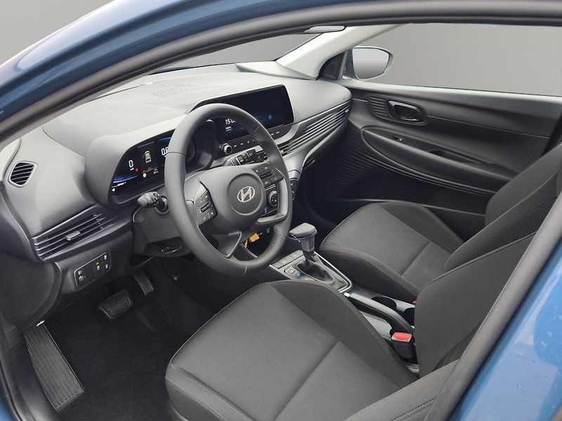 Hyundai Bayon (2025) 1.0T-GDi 74kw, ČR, Automat, Zá - fotka 25 z 27