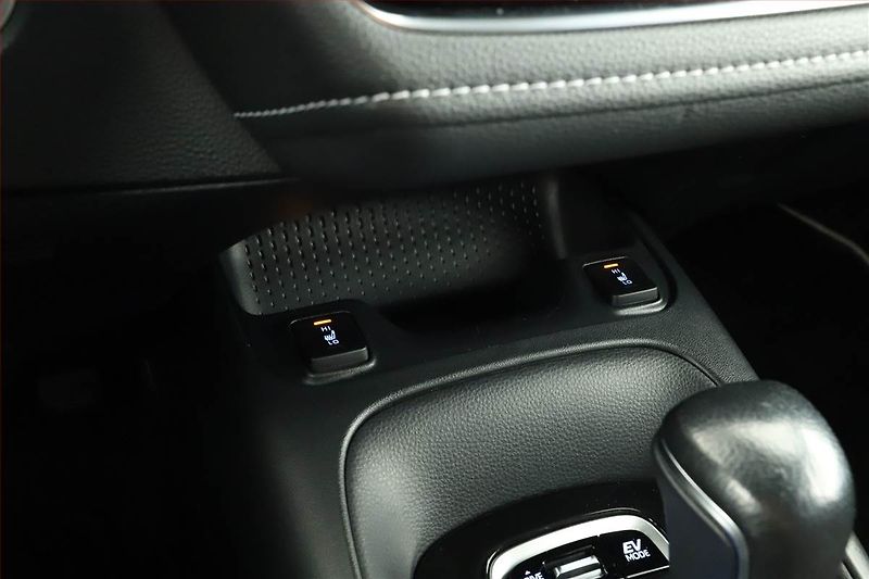 Toyota Corolla (2021) Comfort 1.8 Hybrid - fotka 12 z 15