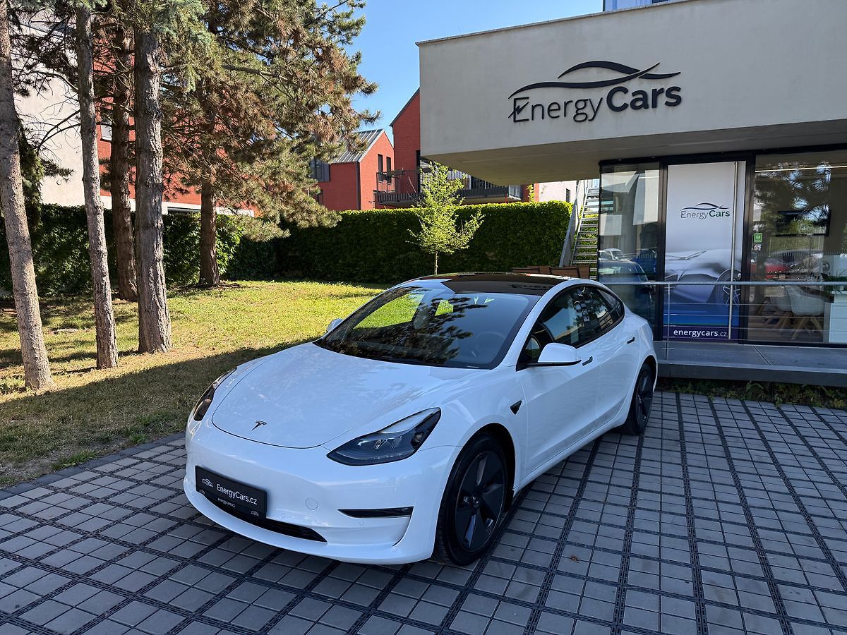 Tesla Model 3 Long Range AWD