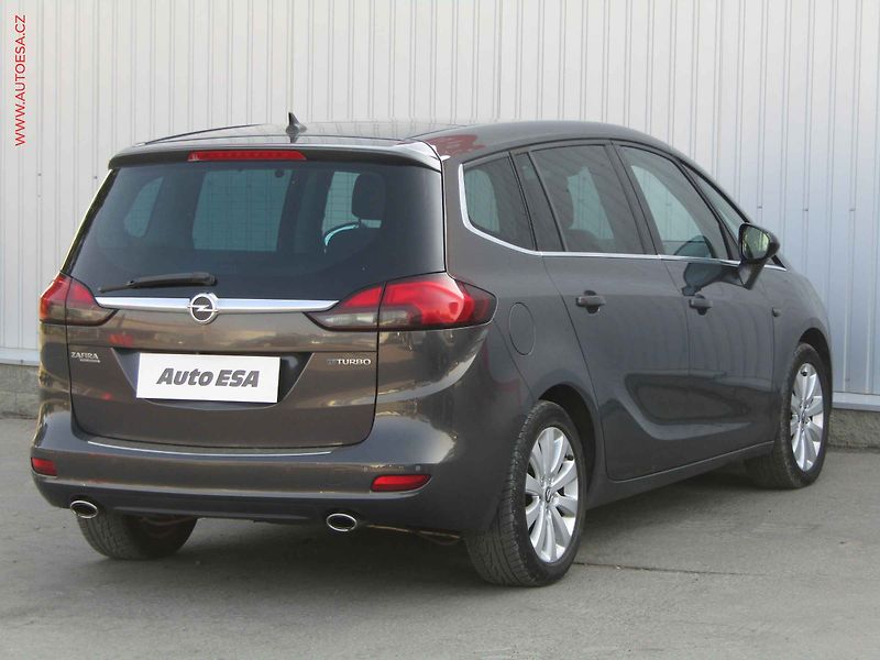 Opel Zafira (2014) 2.0 CDTi BITURBO Tourer - fotka 4 z 24