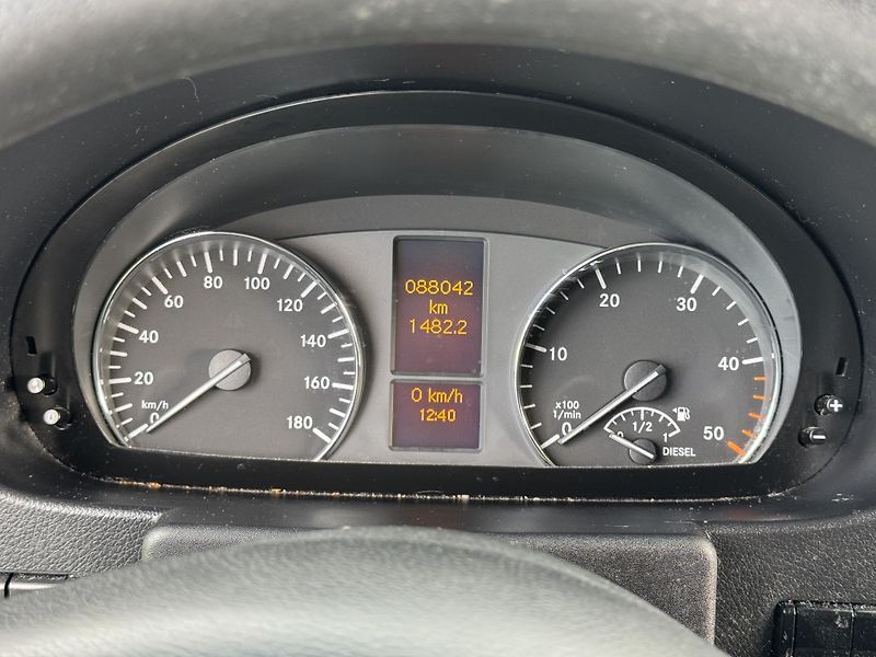 Mercedes-Benz SPRINTER 17m WEBASTO REZERVACE - fotka 20 z 32