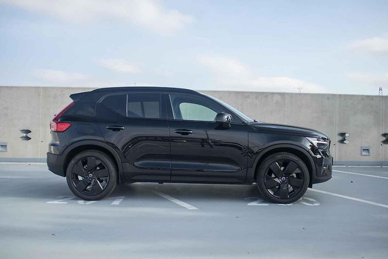 Zvenčí kompaktní crossover, zevnitř překvapivě prostorné auto, které obstojí i jako jediné v rodině.