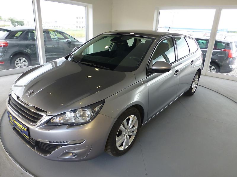 Peugeot 308 (2016) 1,6HDI*NAVIGACE.*PARKS**NEW - fotka 1 z 25