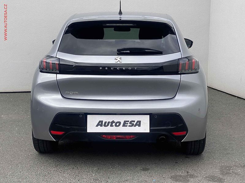 Peugeot 208 (2020) 1.2 PT, Allure, LED, kamera - fotka 5 z 19