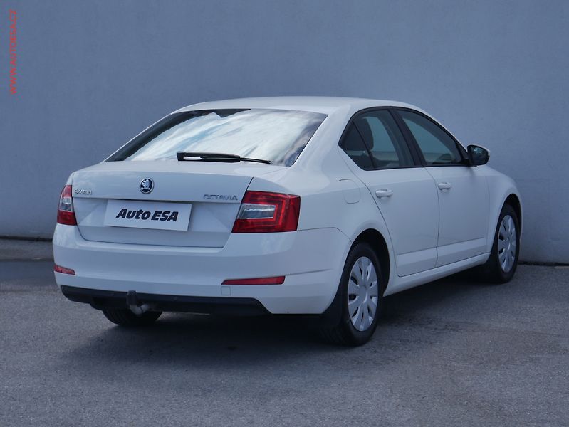 Škoda Octavia (2014) 1.2 TSI, ČR, AC, výhřev sed - fotka 4 z 18