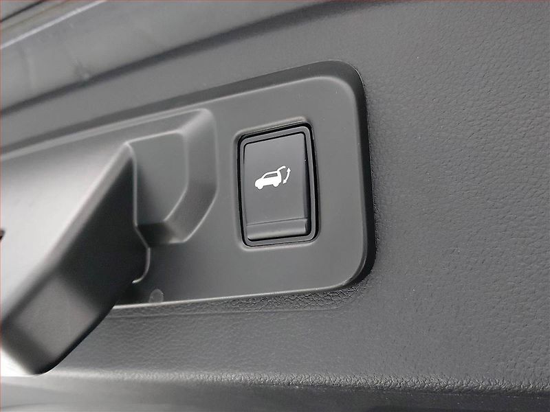 Renault Espace (2024) esprit Alpine E-Tech FHEV 200 - fotka 19 z 28