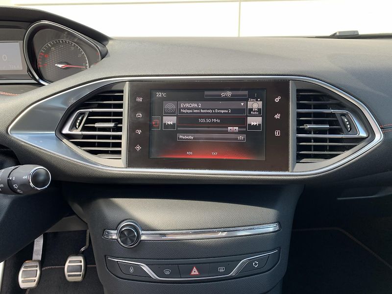 Peugeot 308 GTi 1.6 TURBO 270k MAN6 - fotka 22 z 31