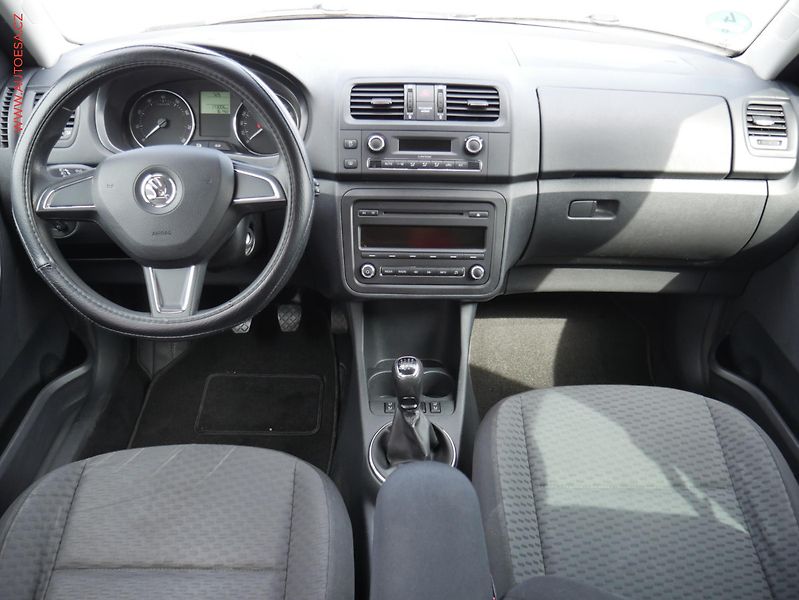 Škoda Roomster (2014) 1.2TSi, Ambiente - fotka 8 z 16