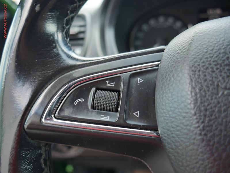 Škoda Fabia (2014) 1.6 TDi, Ambiente, TZ - fotka 16 z 19