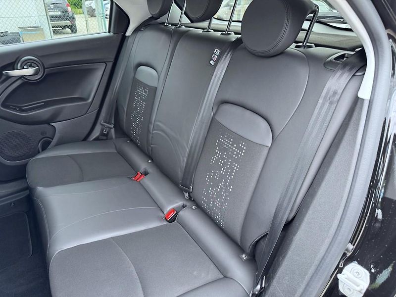 Fiat 500X 1.0T 88 kW, 2 x alu. serviska - fotka 15 z 27
