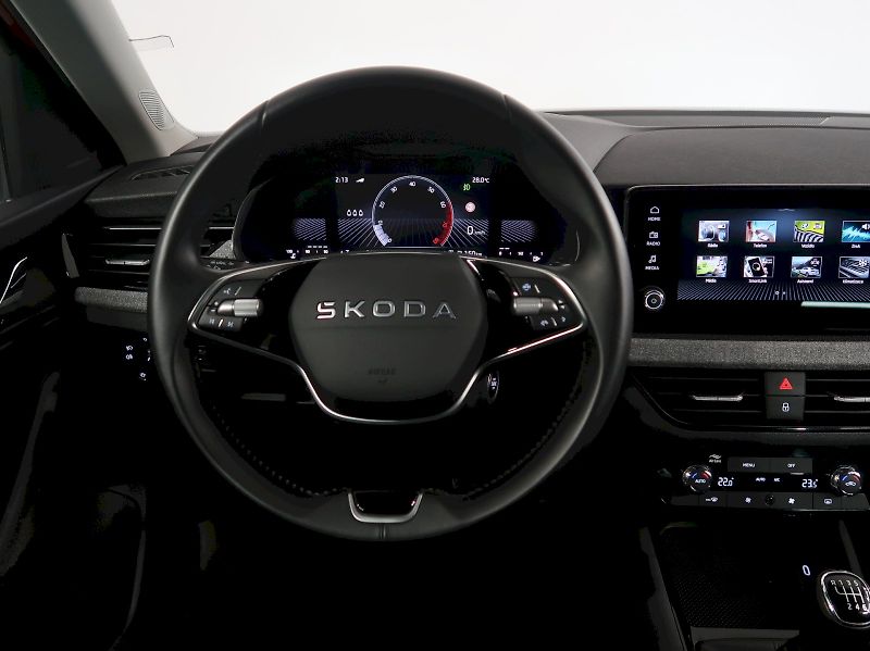 Škoda Kamiq (2026) SELECTION 1.0TSI 85KW - fotka 16 z 40