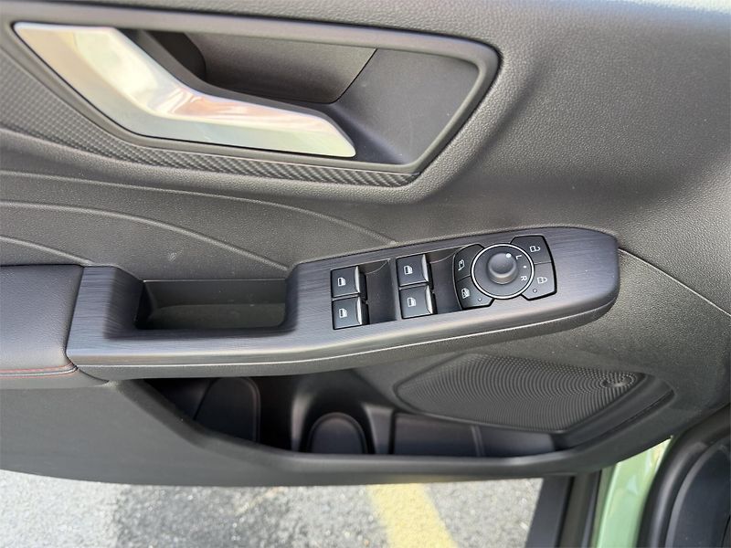 Ford Kuga (2025) ST-Line, 5dveřová, 1.5 EcoBoos - fotka 15 z 20