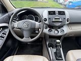 Toyota RAV4 2.2 D4-D 4x4 KLIMA ALU KUŽE - náhled 13