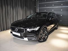 Volvo V90 2,0 CC D5 PRO Bezklíč,Tažný - fotografie inzerátu