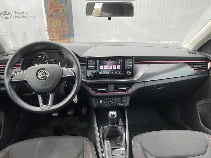 Škoda Scala 1.6TDi, ČR-1m, manual - fotka 10 z 17