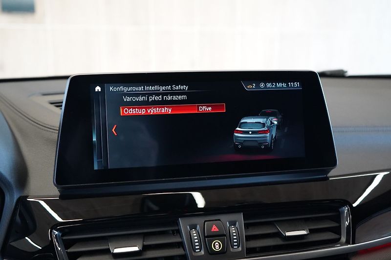 BMW X2 20i xD, M Sport X, Pano, HUD - fotka 33 z 43