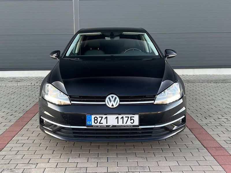 Volkswagen Golf 2.0 TDI-DSG-HIGHLINE - fotka 2 z 45