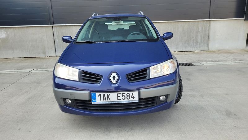 Renault Mégane 1,5 DCI 63 KW - fotka 2 z 19