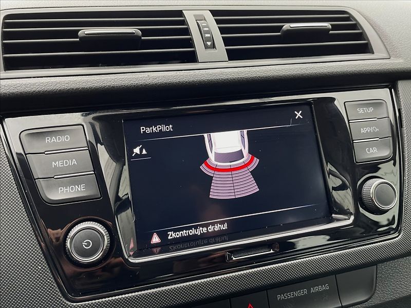 Škoda Fabia 1,0 TSi,Po servisu,1.maj.,ČR - fotka 15 z 22