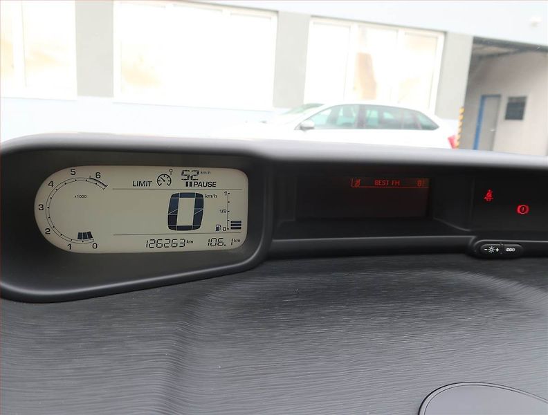 Citroën C3 Picasso (2013) 1.4 i, Serv.kniha, Tempomat - fotka 11 z 16