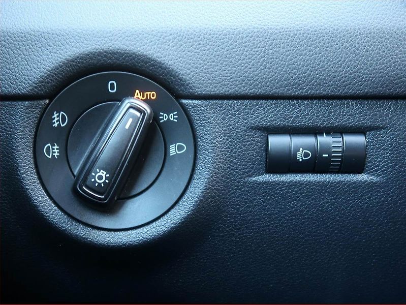 Škoda Octavia (2016) 2.0 TDI, Tempomat - fotka 17 z 17