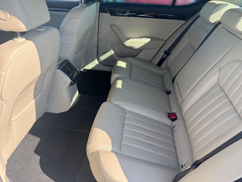 Škoda Superb (2023) L&K 2.0TDI 110kW TAŽNÉ CZ DPH - fotka 8 z 11