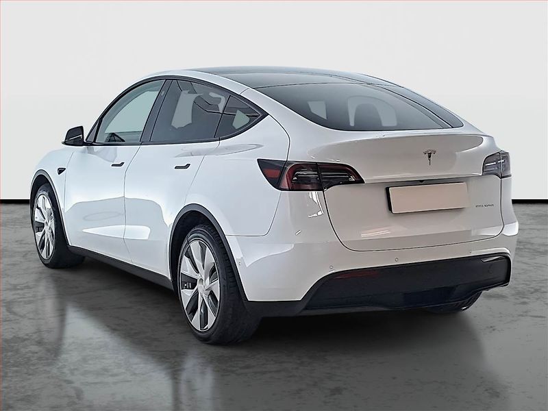 Tesla Model Y (2022) Long Range AWD 79kWh, SoH 92% - fotka 4 z 25