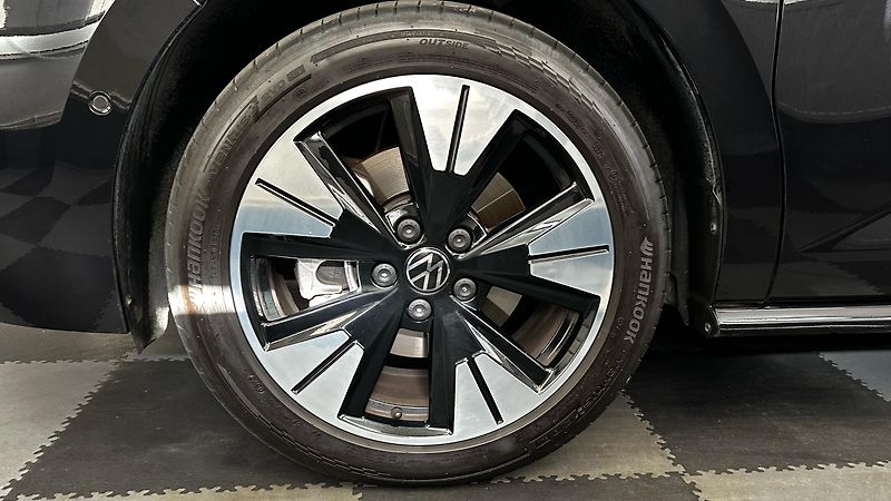 Volkswagen Multivan TAŽNÉ / ZÁRUKA / TOP STAV - fotka 15 z 51
