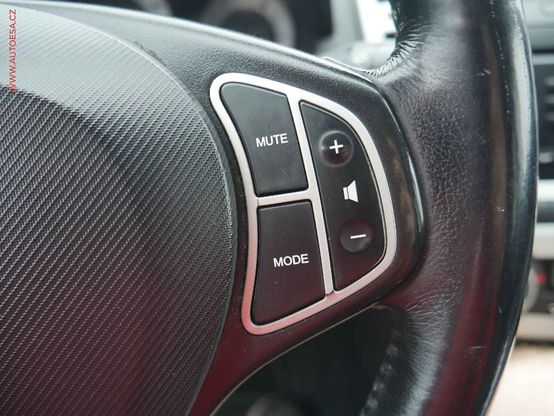 Kia Ceed (2008) 1.6CVVT, ČR, AC, TZ - fotka 14 z 21